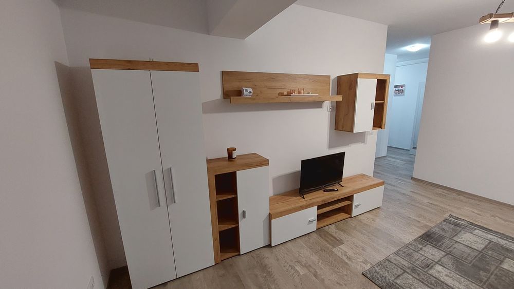 De inchiriat - 2 camere decomandate / Urban Building /  Vadul Bistritei, Bacau
