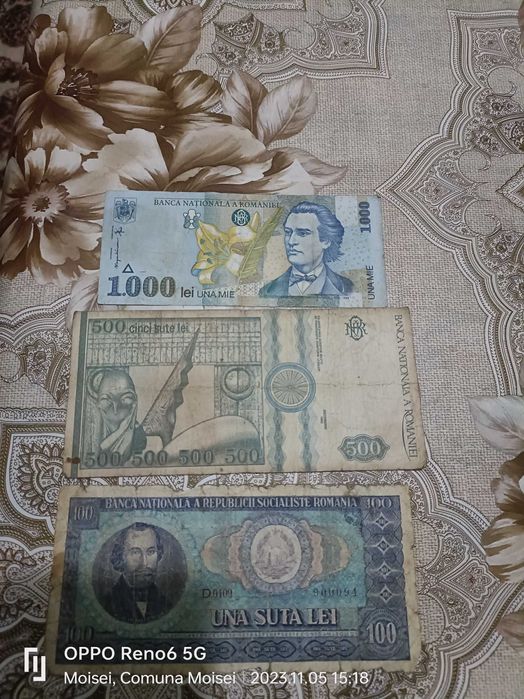 Bacnota veche se vinde.