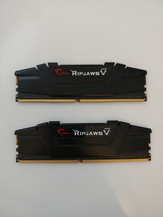 Kit memorie RAM DDR4 G.Skill Ripjaws V 2x4G 2133MHz