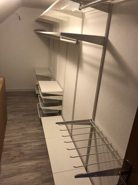 Montator mobila ikea . Asamblare mobilier ikea
