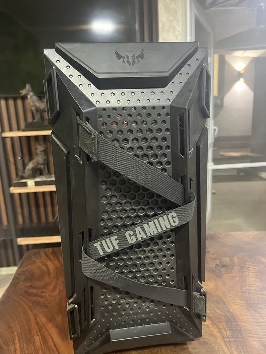 Геймърски личен компютър ryzen 7 5700x , 3080 , 32 gb ram