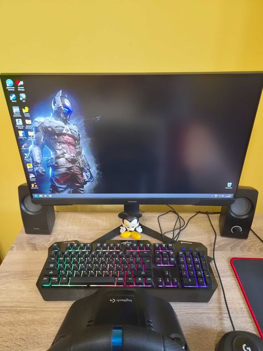 гейминг комоютър, монитор и периферия + волан  Logitech g29