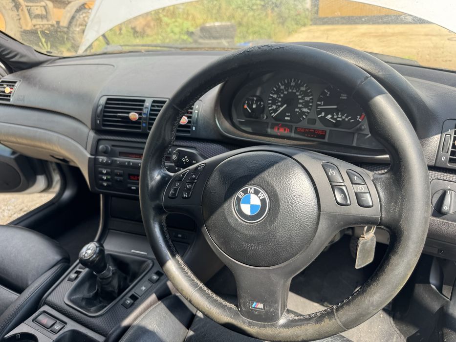 Dezmembrez bmw 2.2  6 cilindri e46 benzina