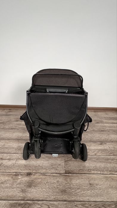 Продаётся детская коляска