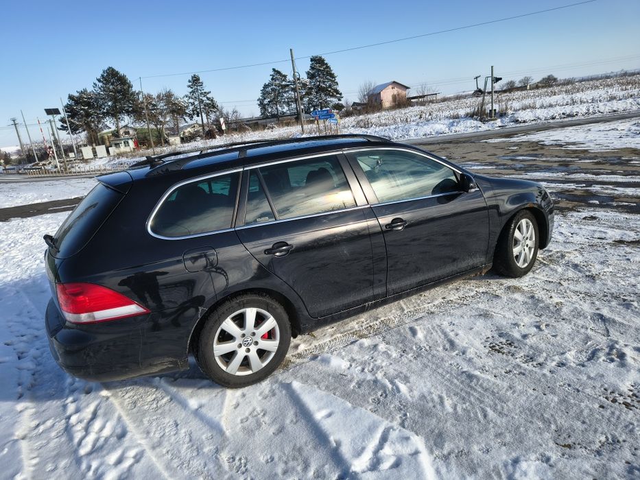 Se vinde golf 5!
Cutie automata DSG
Senzori