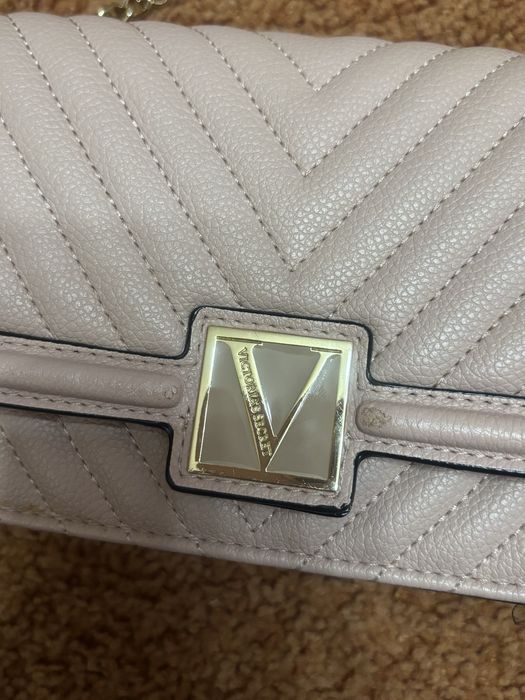 Оригинални чанти- Guess; Victoria’s Secret