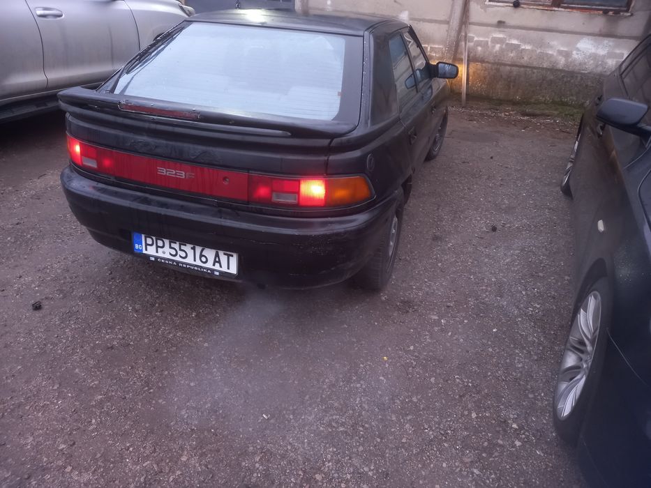 Мазда323 1.6 16 клапан,бензин.газ инжец