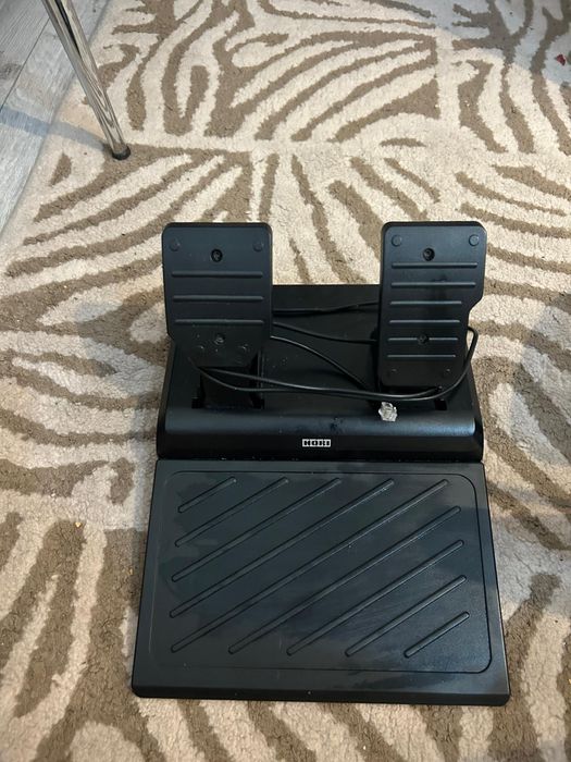 Vând volan ps5 ps4 si pc