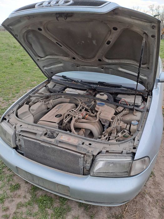 Продавам ауди б5 1.8 125 АДР на части с. Калояново • OLX.bg