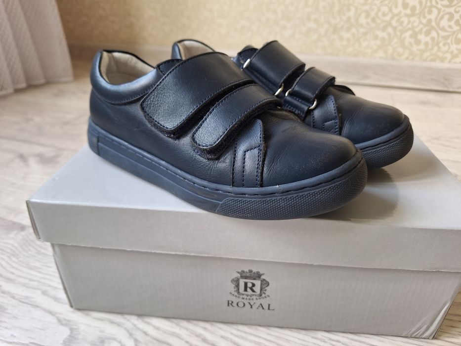 Туфли -кеды 6000 тенге