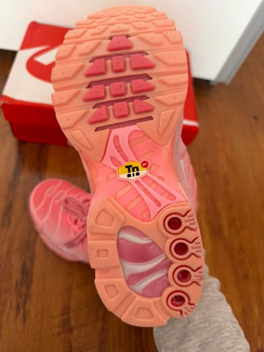 nike airmax tn roz 38 potrivit 37