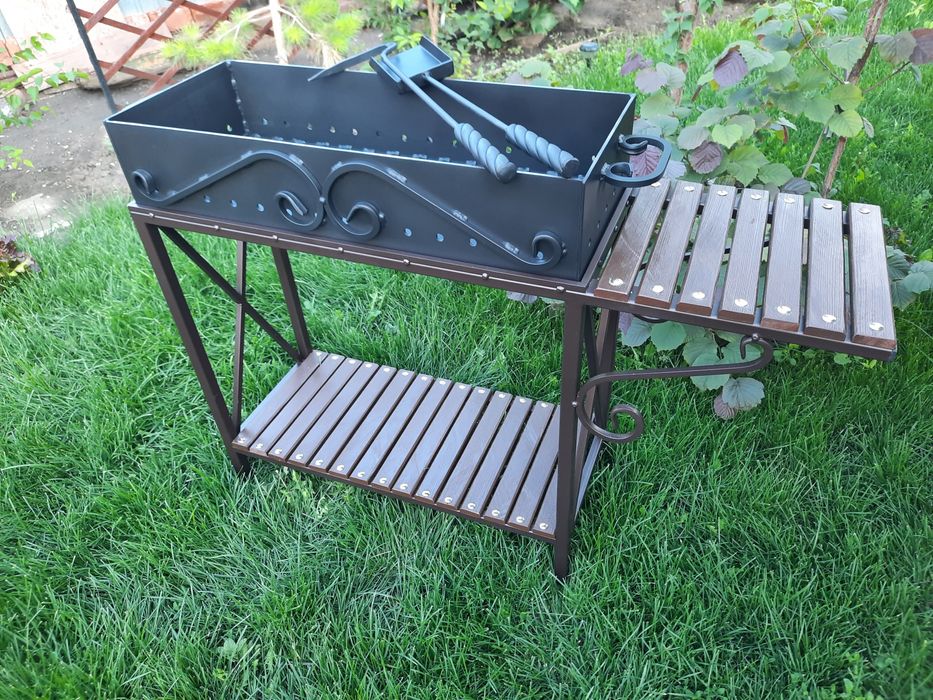 Продам новый мангал в стиле лофт.
