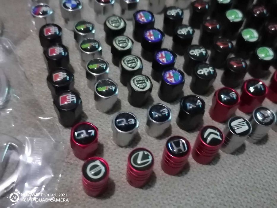 Метални капачки различни модели и цветове