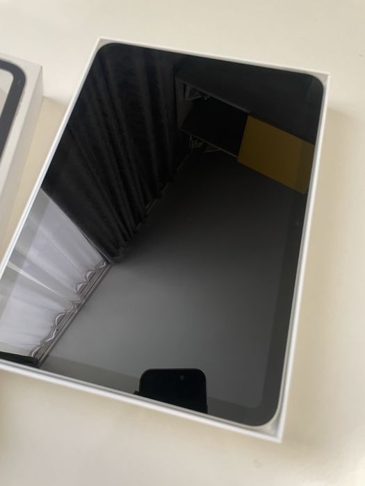 IPad 10 wifi 64Gb Silver Bucuresti Sectorul 4 • OLX.ro