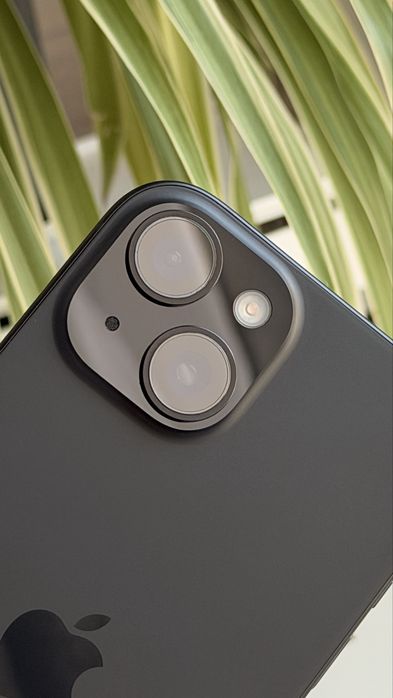 Продаю iPhone 15 128Gb