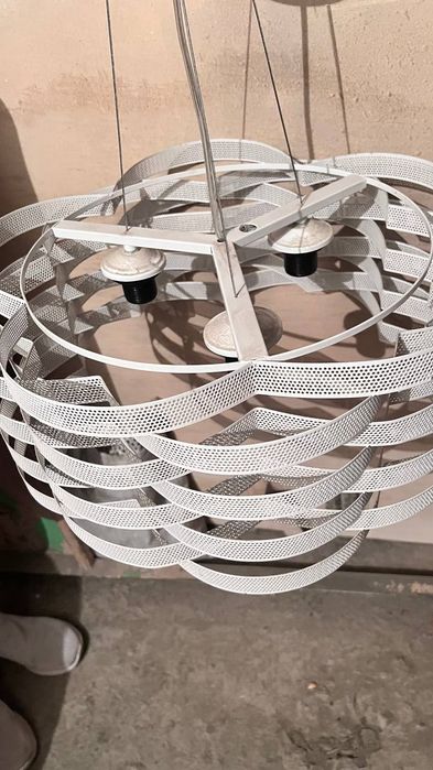 2 люстры 1-5,2-3 лампы