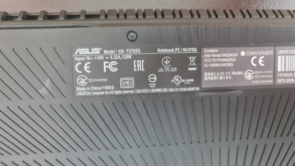 Asus tuf  fx705g / 17.3 / i5 9300h