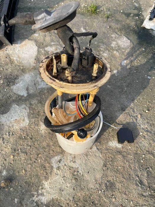 Pompa motorina din rezervor Volkswagen VW Passat B8  Sedan 2.0 TDI