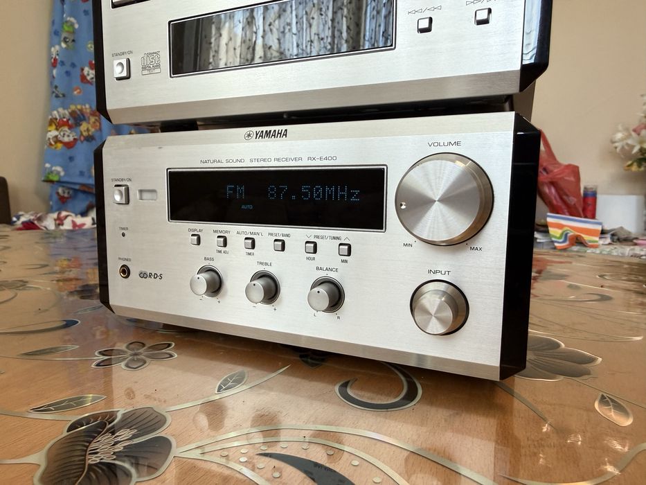 Yamaha RX-E400 CDX-E400