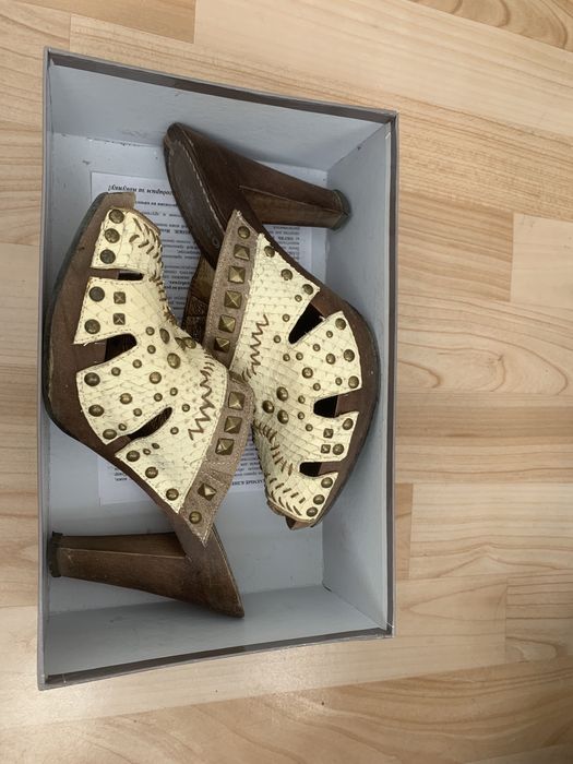 Сабо Италия из Ри о Ри