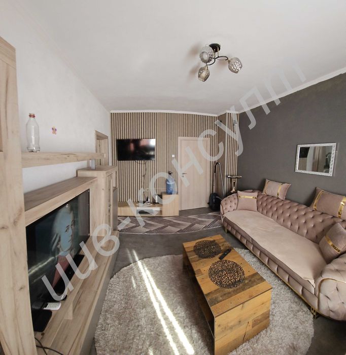 Продава се Тристаен апартамент в Велико Търново, Бузлуджа - 82 кв.м за 697 €/кв.м - Снимка #2