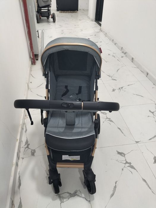 Продам новую детскую коляску