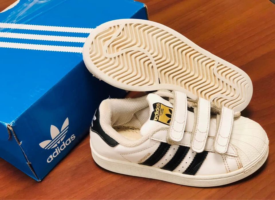 Adidasi Superstar-marimea 28-29,inter18,5cm,piele,ca Geox,Salomon