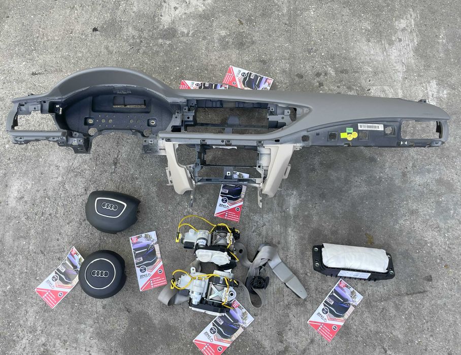 Audi A7 4g plansa de bord GRI  kit airbag volan pasager  - set centuri