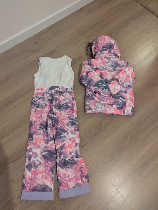 Geaca, pantaloni si caciula ski spyder