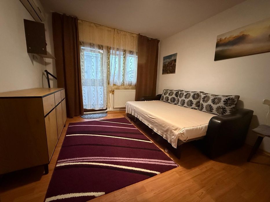 Proprietar închiriez garsoniera zona centrala