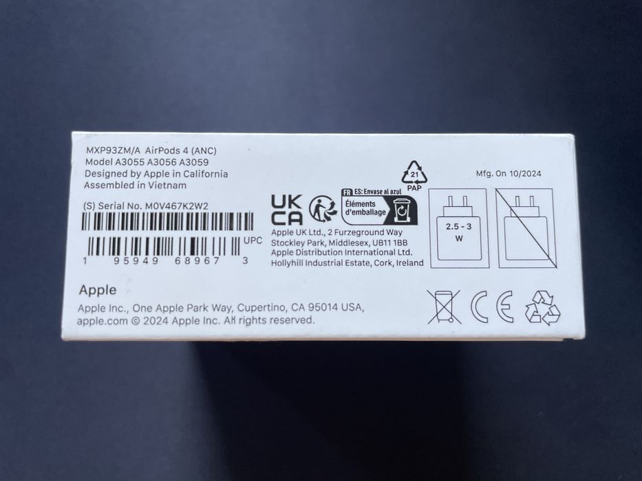 AirPods 4 Noise Cancelling