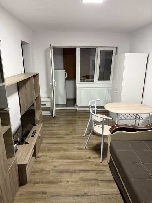 Închiriez garsonieră în Giurgiu.