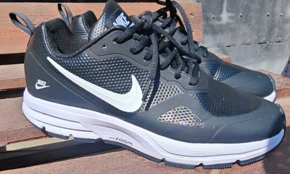 Оригинальные беговые кроссовки Nike Air Zoom Vomero 8