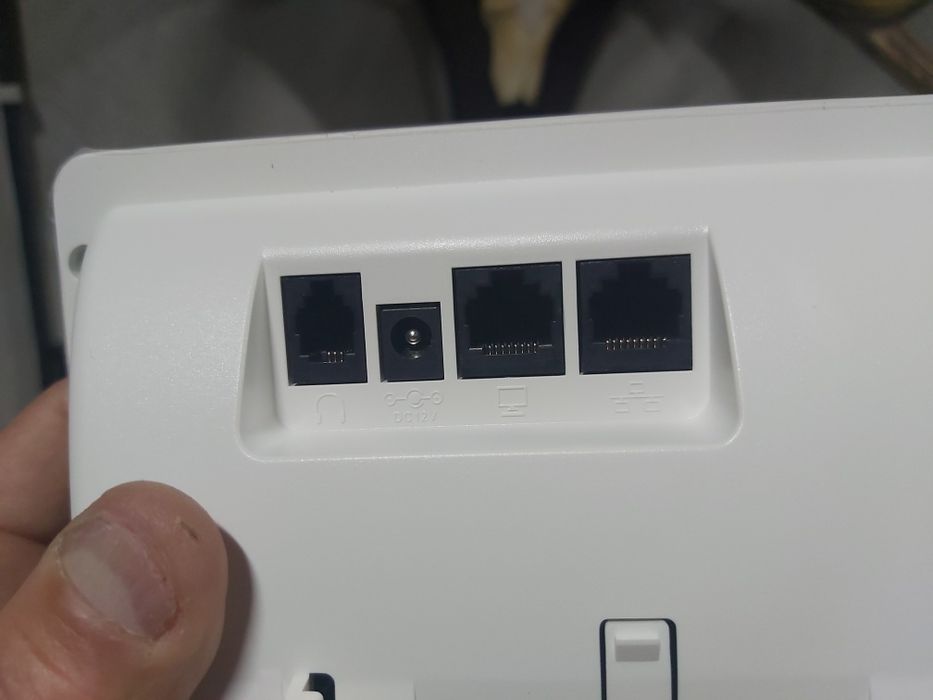 Vand telefon fix marca Audio Codes