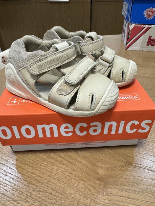 Сандали Biomecanics 21 размер