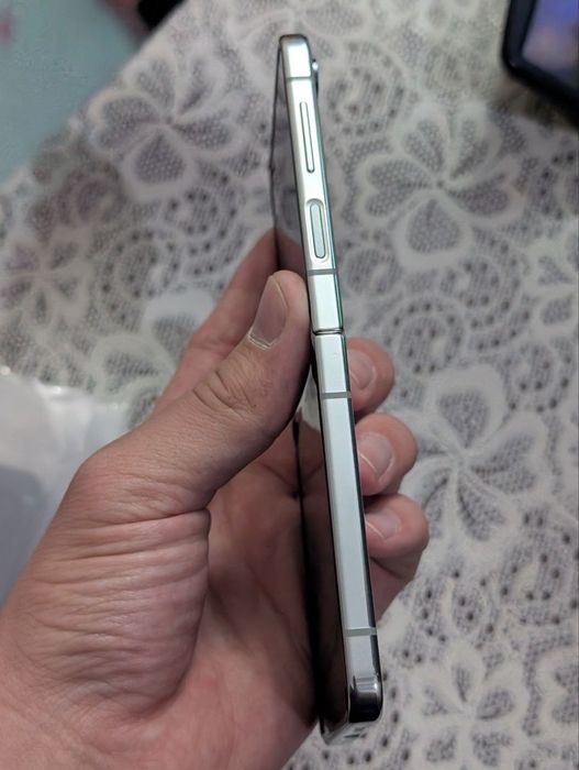 Samsung z flip 5  512gb