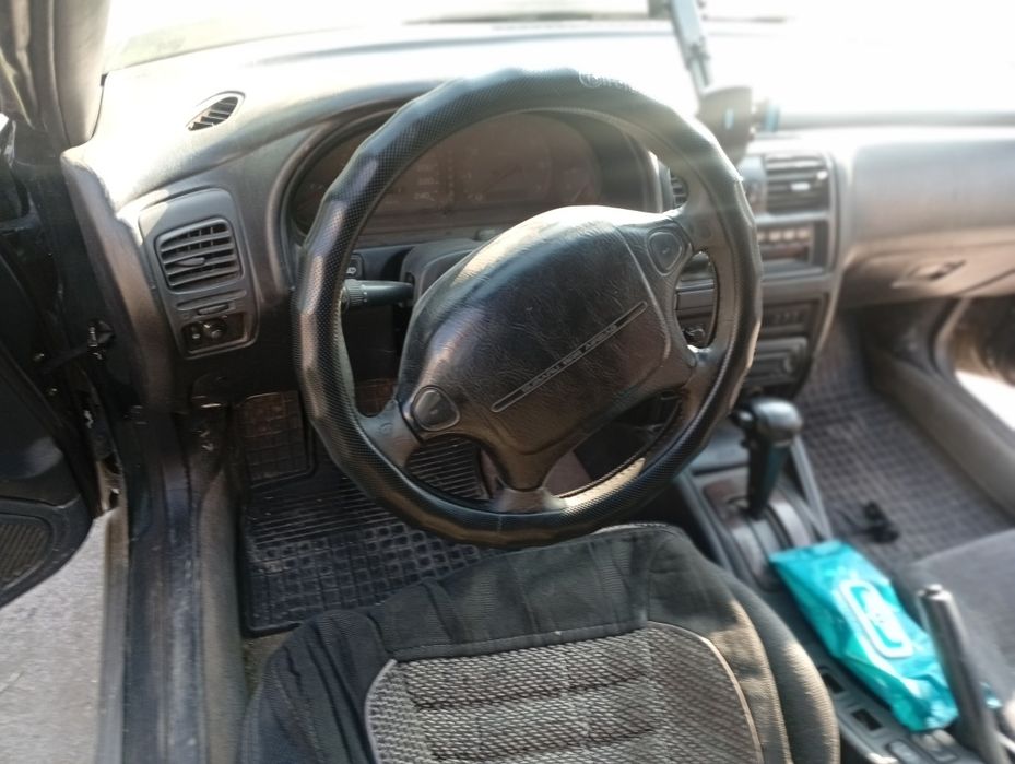 Продам subaru outback 1998 года универсал,