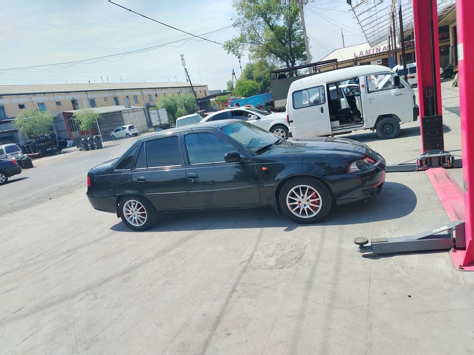 Nexia 2 navarot 2009 super. Yangi balon diska. Audio aparatura. Mator.