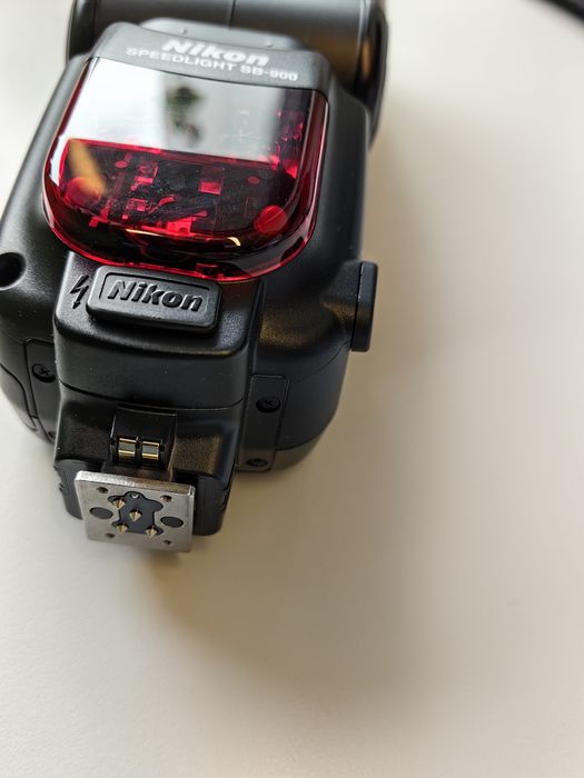 Светкавица nikon sb-900