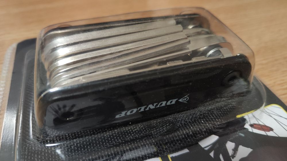 Multi tool pentru bicicleta