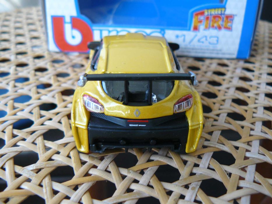 Macheta Auto RENAULT MEGANE RS 2010, Noua, Scara1:43, Produs Bburago