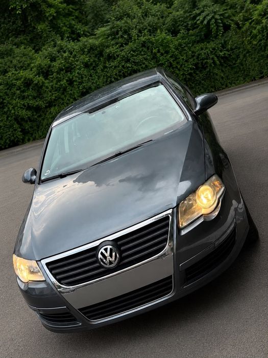 Vând Passat B6 an 2010