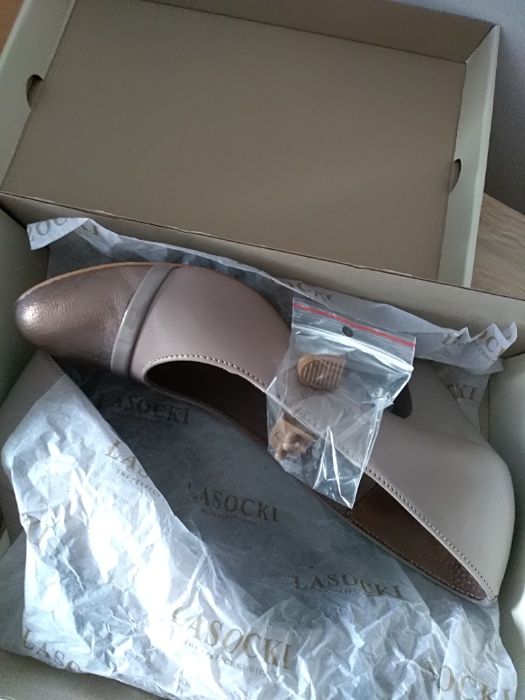 pantofi din piele mar 38.5 LASOCKI