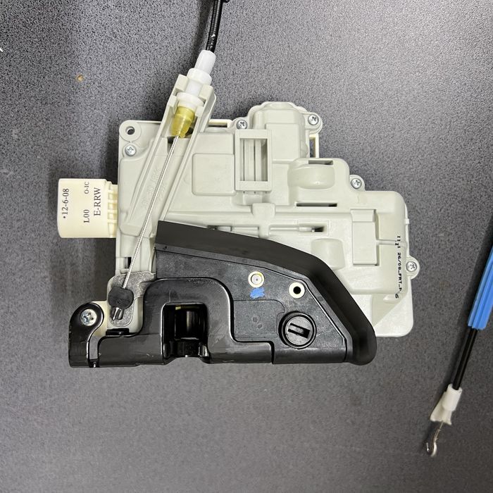 Замки дверей ауди а4 б8