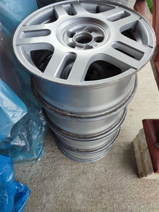 Jante Aliaj R16 Volkswagen golf 4