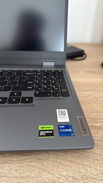 Laptop lenovo LOQ I7 Nvidia