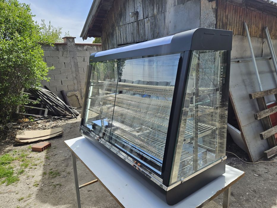 Топла Витрина Бен-мари със сух нагревател отдолу със ваничка за Вода за създаване на Пара 1.20/50/85см.