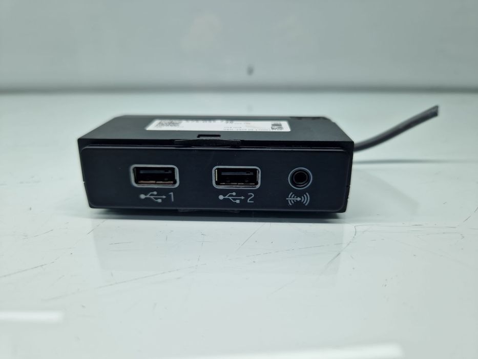 Conector auxiliar USB Seat Leon (5F1) [Fabr 2012-2018] 575035736