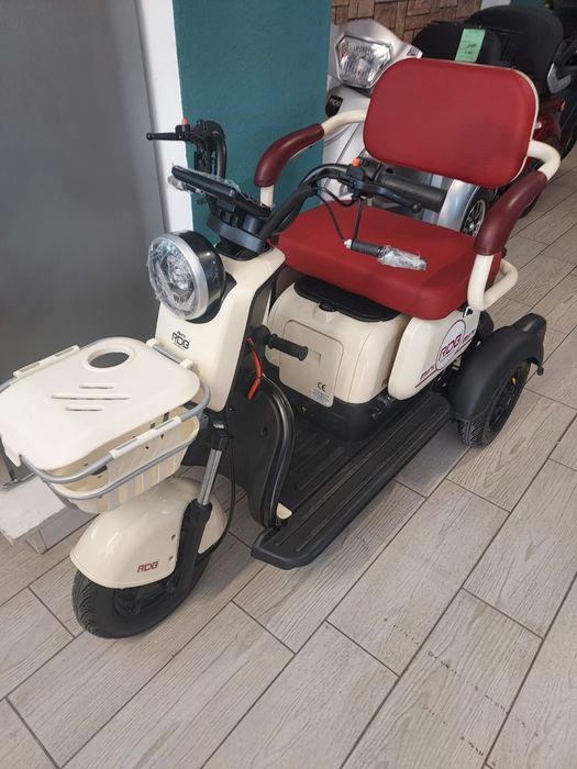 Triciclu electric nou