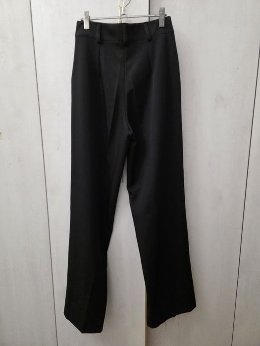 Разгрузка гардероба алматы